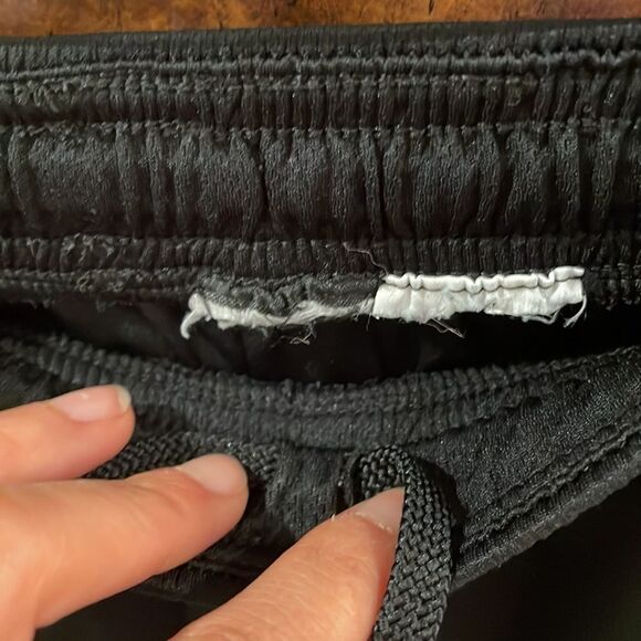 Nike black dri fit kids shorts - Picture 5 of 7